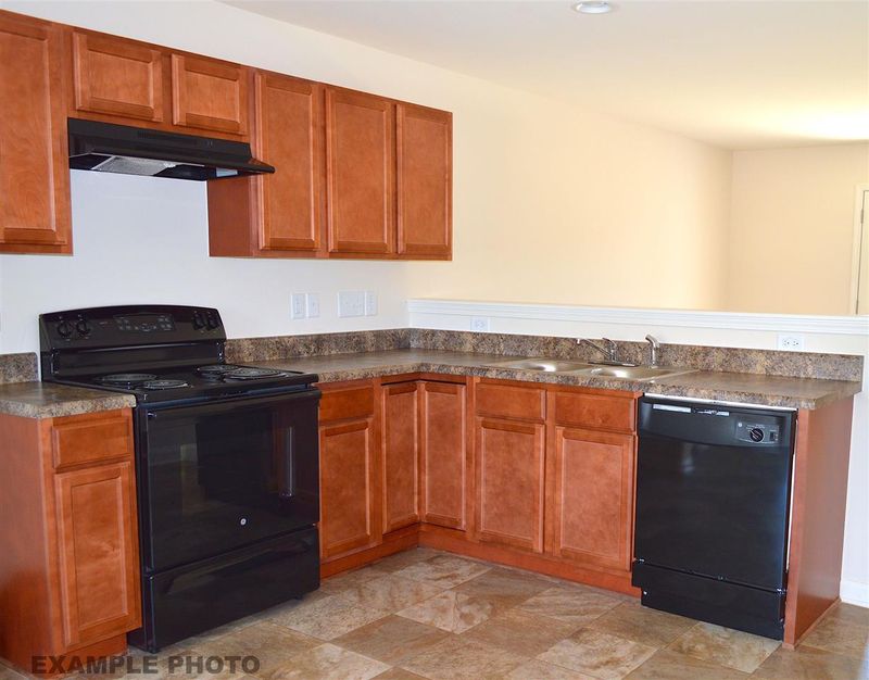 504 Directive Dr, Hope Mills, NC 28314