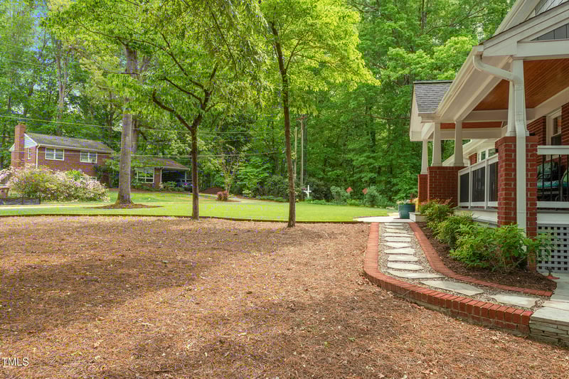 504 Dixon Ave, Cary, NC 27511
