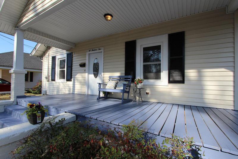 504 W E St, Erwin, NC 28339