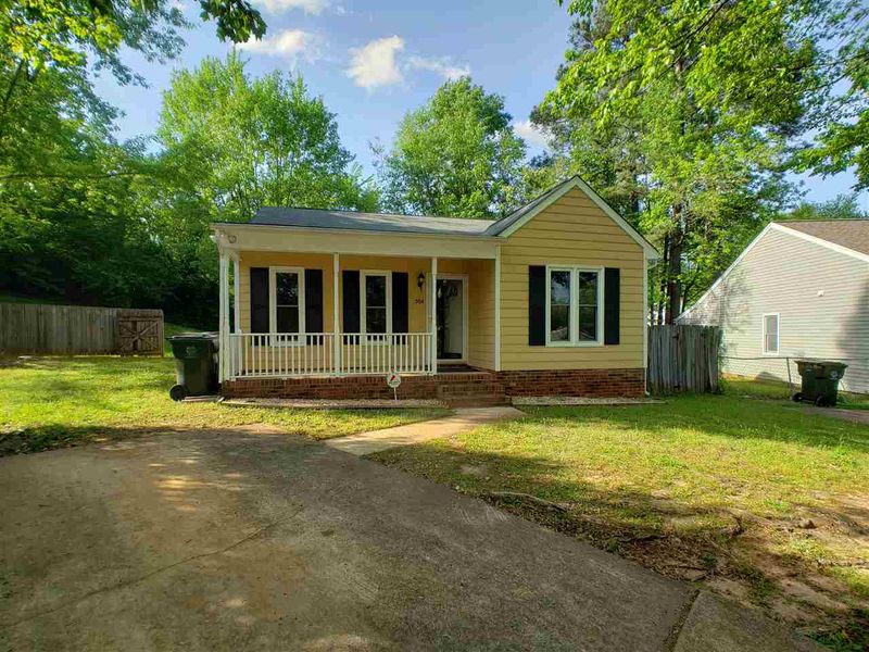 504 Ellis Ct, Raleigh, NC 27603