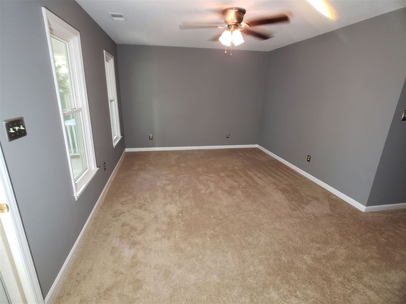 504 Ellis Ct, Raleigh, NC 27603