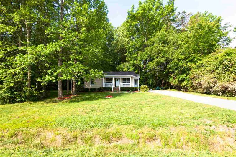 504 Forelle Ln, Fuquay Varina, NC 27526