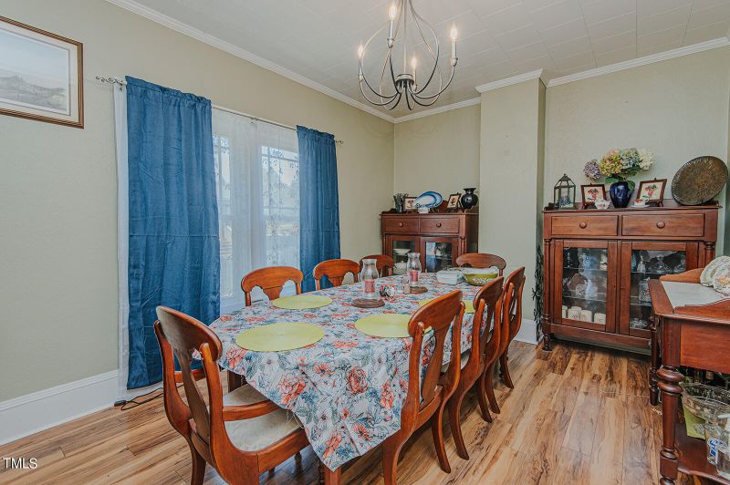 504 S Fourth St, Mebane, NC 27302