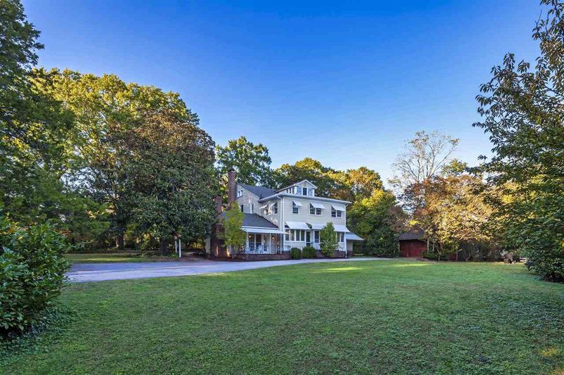 504 E Franklin St, Chapel Hill, NC 27514