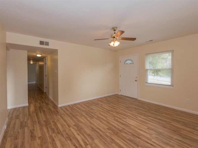 504 Grantland Dr, Raleigh, NC 27610