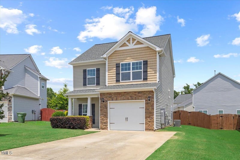 504 Gumview Cir, Fuquay Varina, NC 27526