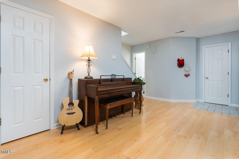 504 High Ridge Dr, Durham, NC 27707