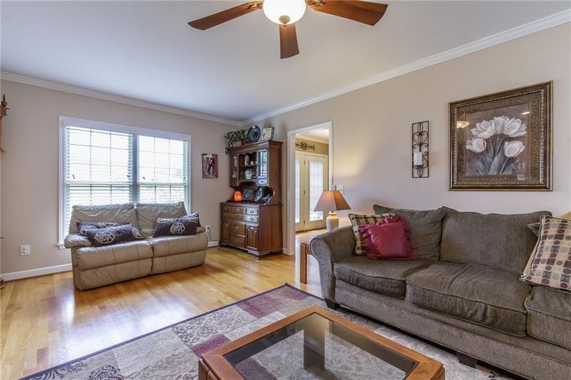 504 Hill Ln, Mebane, NC 27302