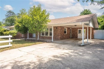 504 Jamestown Ave, Fayetteville, NC 28303