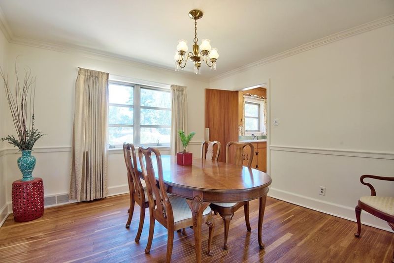 504 W Knox St, Durham, NC 27701