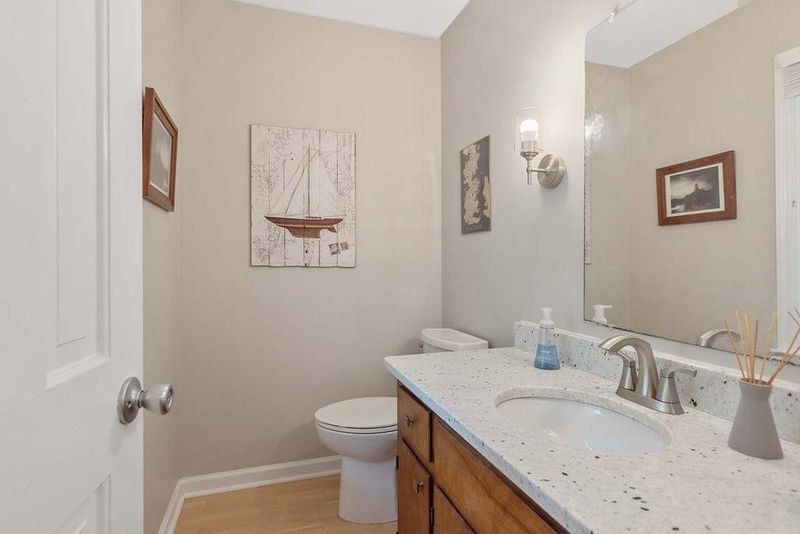 504 Lochness Ln, Cary, NC 27511