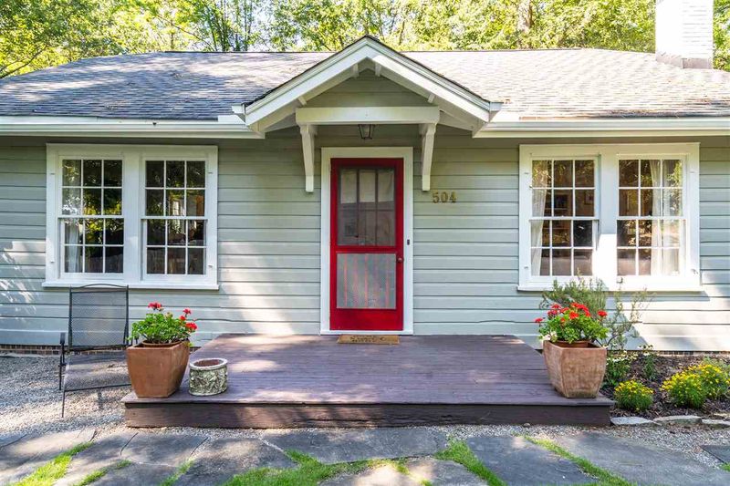 504 Monroe St, Chapel Hill, NC 27516
