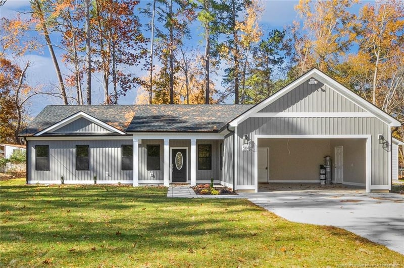 504 Nixon Dr, Sanford, NC 27330