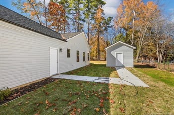 504 Nixon Dr, Sanford, NC 27330