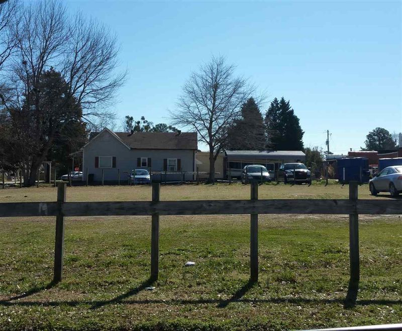 504 North St, Fuquay Varina, NC 27526