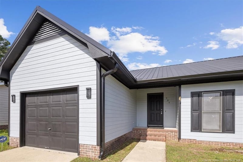504 Offing Dr, Fayetteville, NC 28314