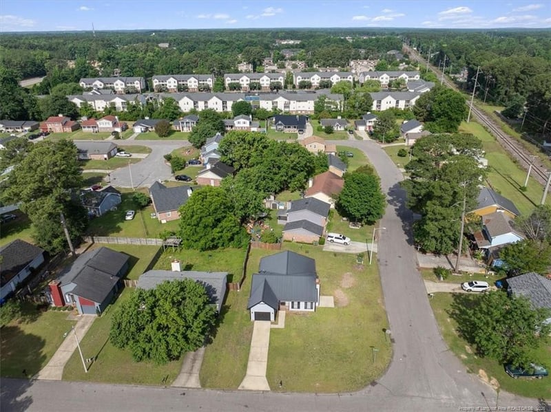 504 Offing Dr, Fayetteville, NC 28314