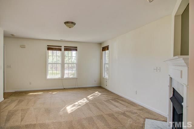 504 Onondaga Ct, Holly Springs, NC 27540