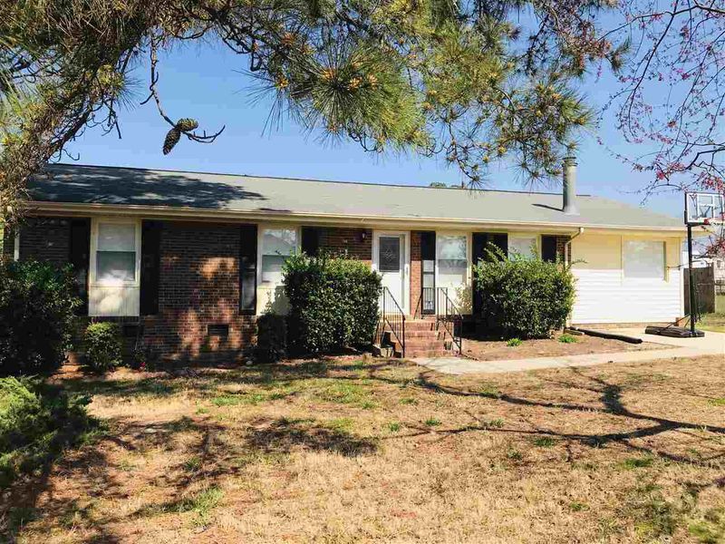 504 Park Dr, Clayton, NC 27520
