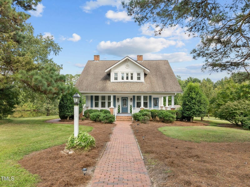 504 Parks Village Rd, Zebulon, NC 27597