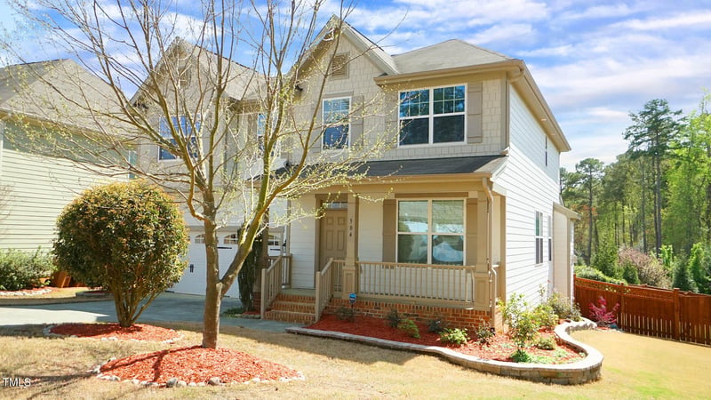 504 Prince Dr, Holly Springs, NC 27540