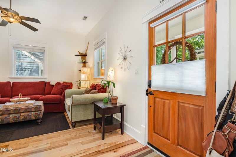 504 Saunders St, Raleigh, NC 27603