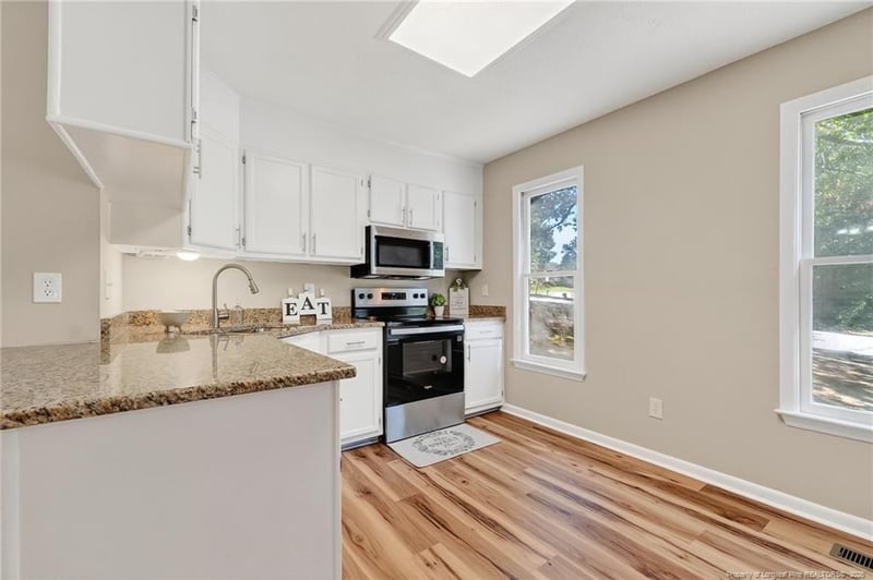 504 Singletary Pl, Fayetteville, NC 28314