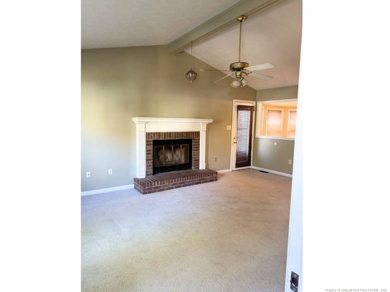 504 Stone Way Ct, Fayetteville, NC 28301