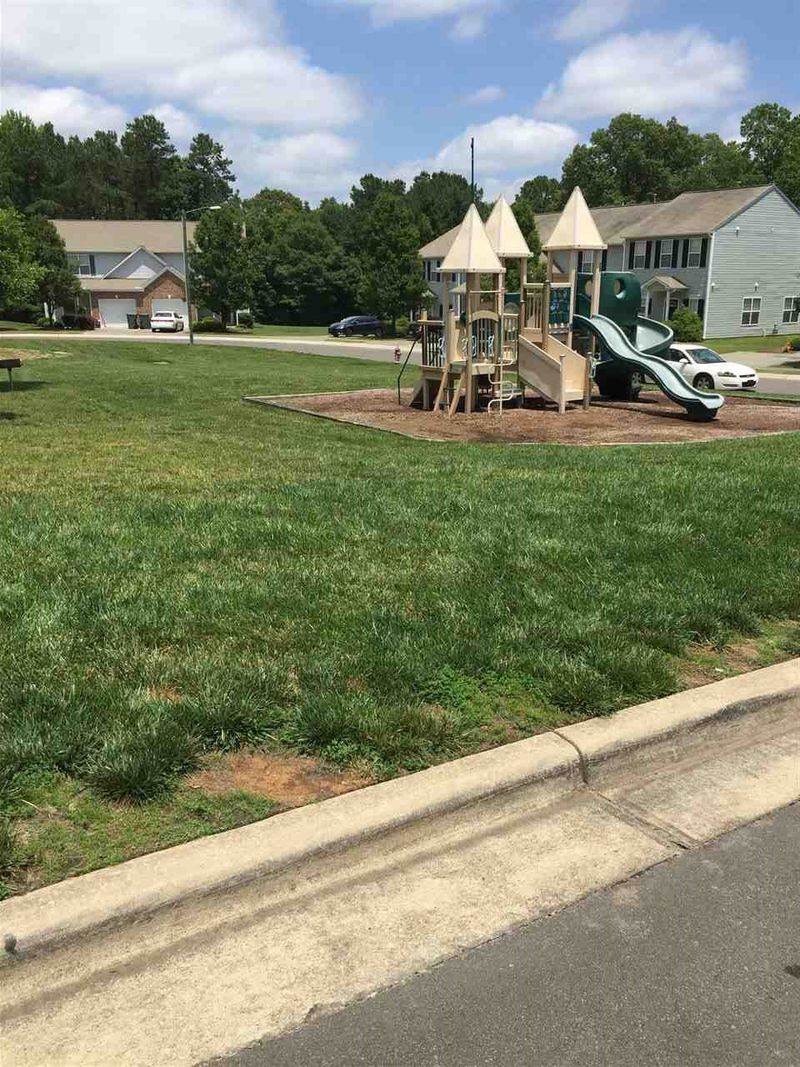 504 Summer Storm Dr N, Durham, NC 27704