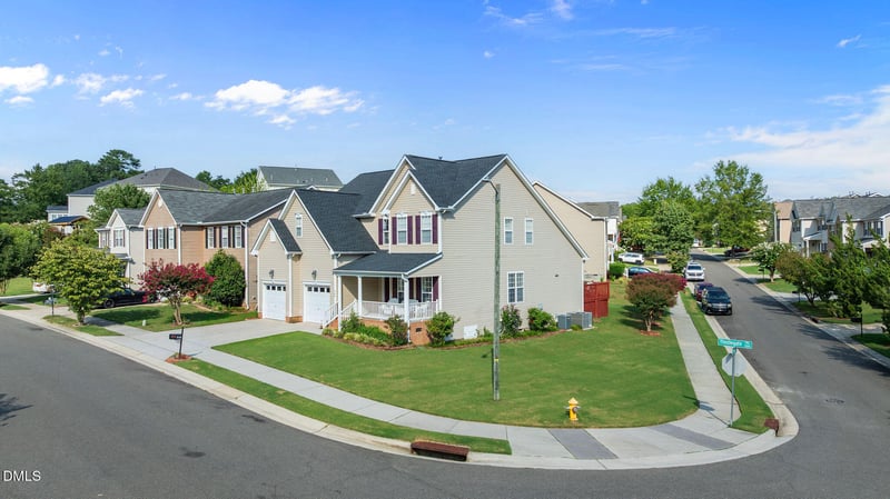 504 Thistlegate Trl, Raleigh, NC 27610