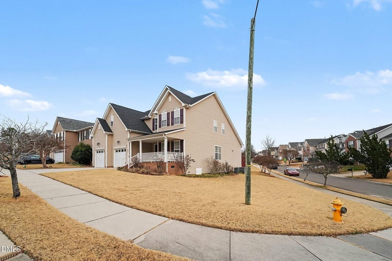 504 Thistlegate Trl, Raleigh, NC 27610
