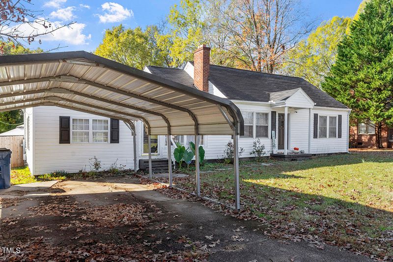 504 Ward St, Graham, NC 27253