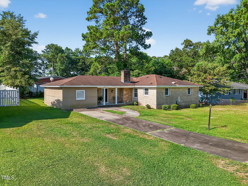 504 Weaver Dr, Goldsboro, NC 27530