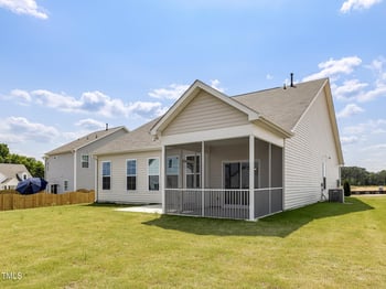 504 Winding Creek Dr, Lillington, NC 27546