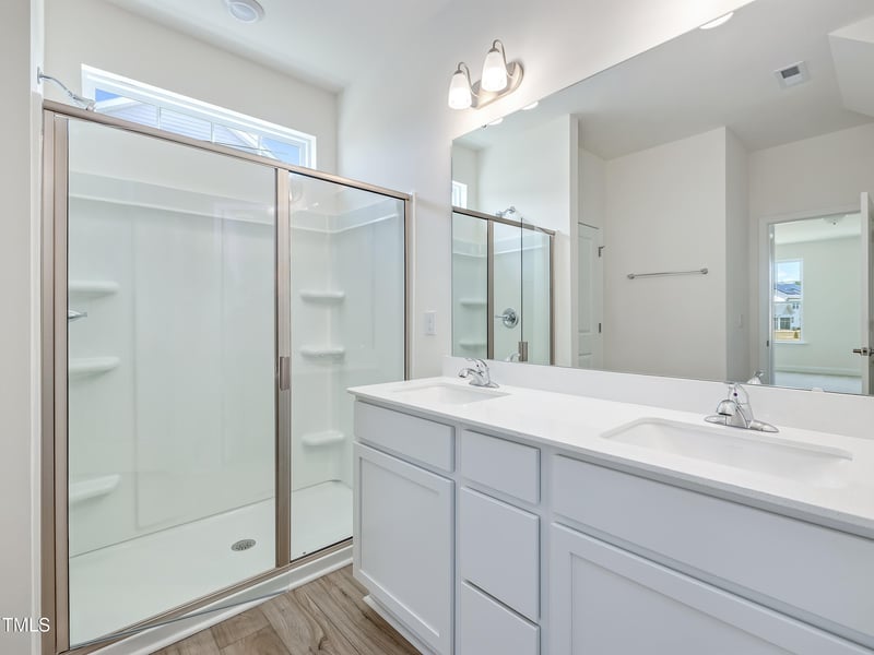 504 Winding Creek Dr, Lillington, NC 27546