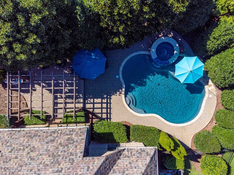 504 Wingspan Ct, Apex, NC 27539