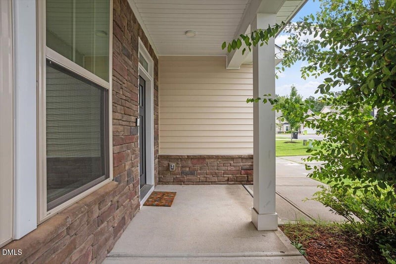 504 Yulee Dr, Zebulon, NC 27597