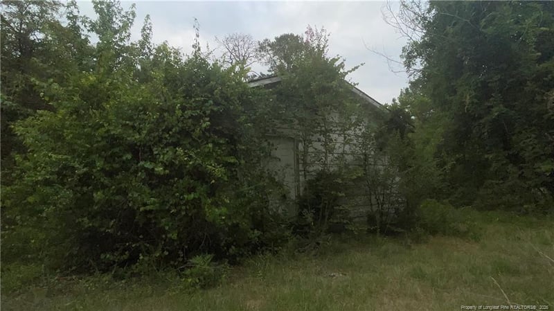 5041 Sanderosa Rd, Fayetteville, NC 28312