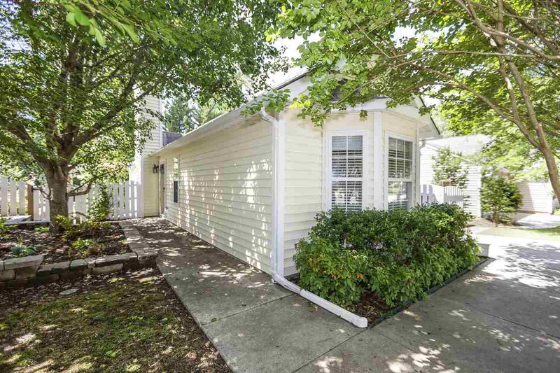 5042 Gable Ridge Dr, Durham, NC 27713