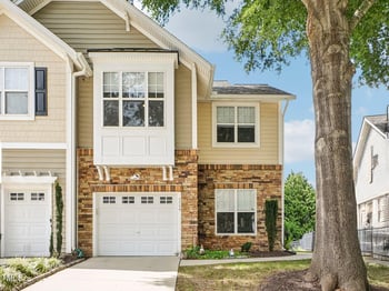 5044 Amber Clay Ln, Raleigh, NC 27612