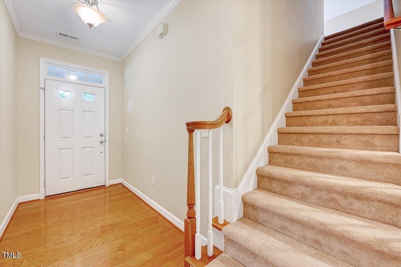 5045 Homeplace Dr, Apex, NC 27539