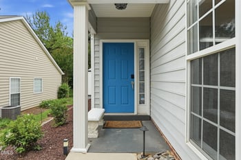 5049 Delta Lake Dr, Raleigh, NC 27612