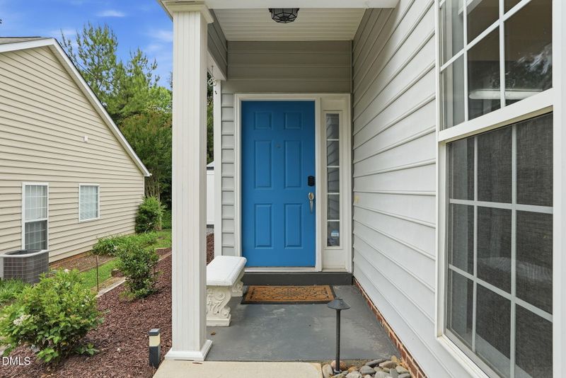 5049 Delta Lake Dr, Raleigh, NC 27612