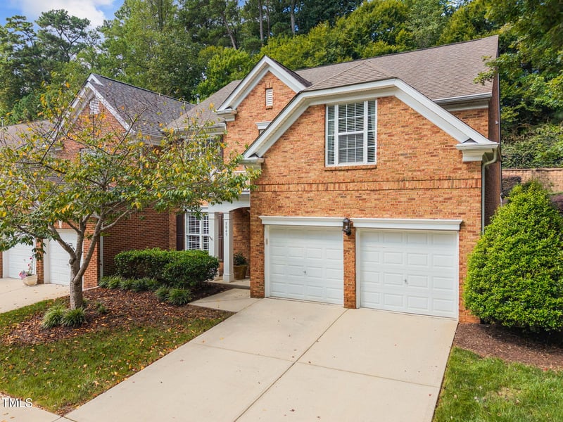 5049 Isabella Cannon Dr, Raleigh, NC 27612