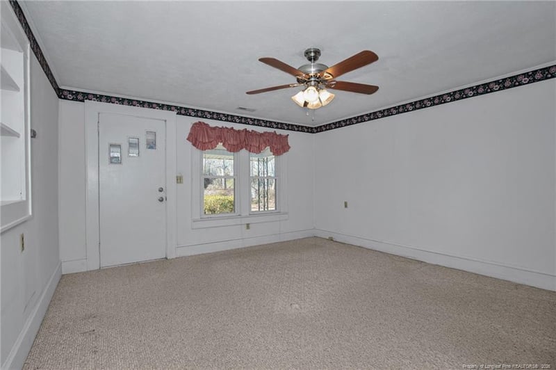 5049 Matt Hair Rd, Fayetteville, NC 28312