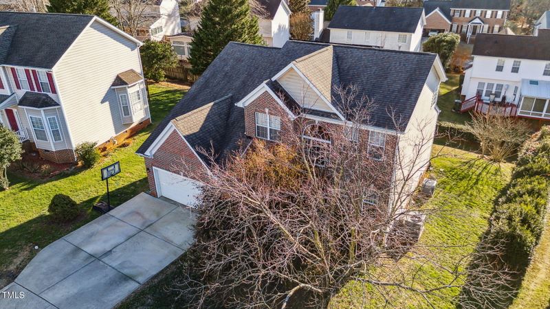 505 Carriage Woods Cir, Cary, NC 27513