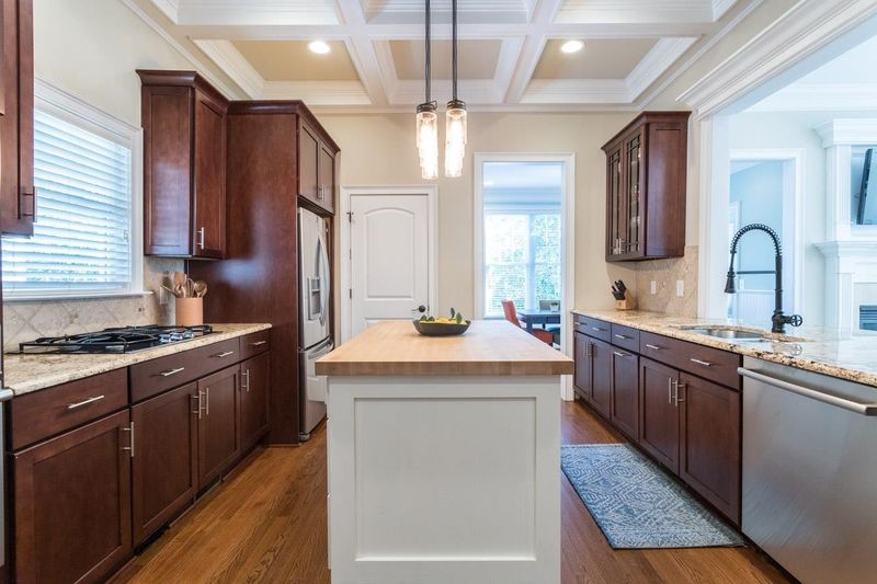 505 Cole St, Raleigh, NC 27605