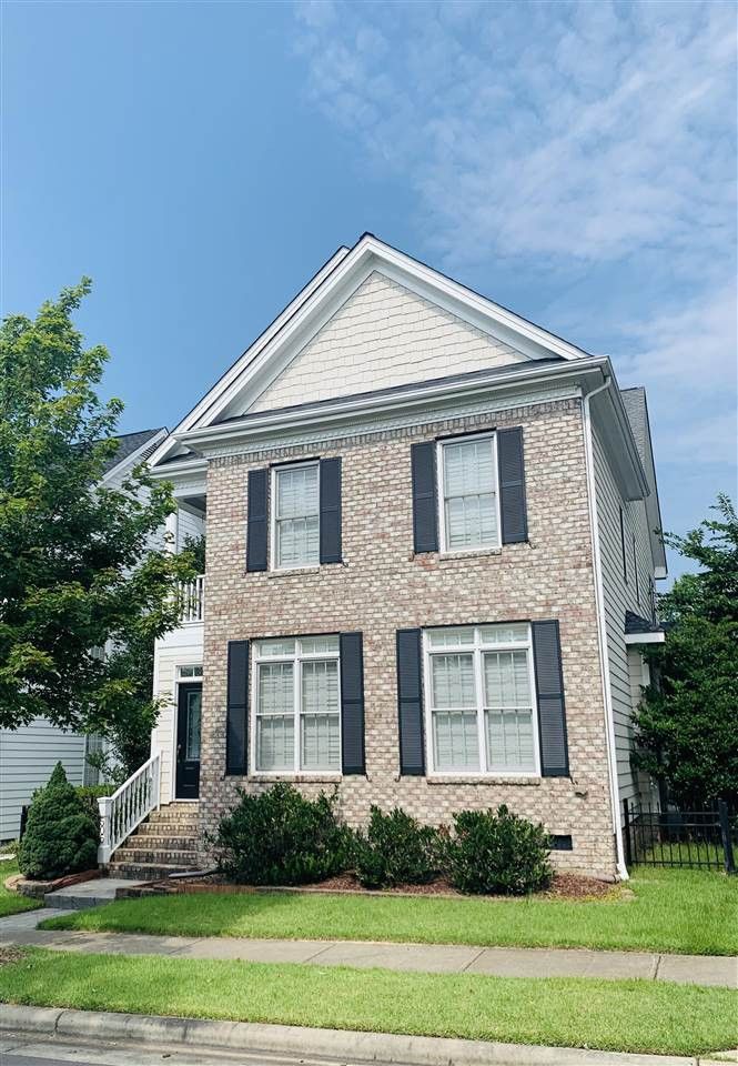 505 Commons Walk Cir, Cary, NC 27519