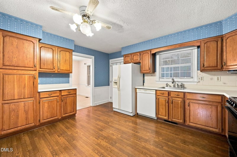 505 Currituck Dr, Raleigh, NC 27609