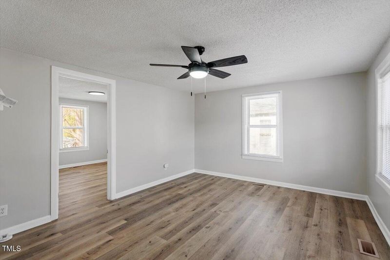 505 N Cypress St, Wendell, NC 27591